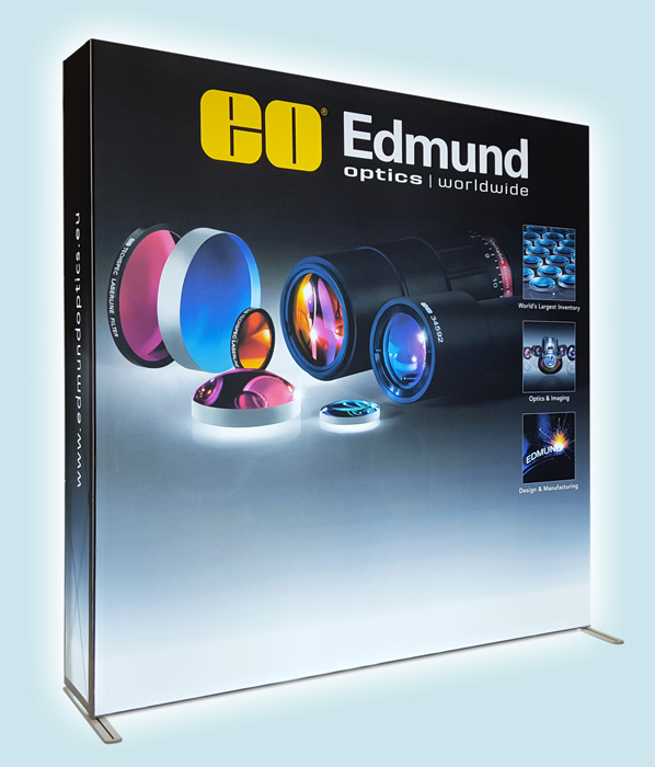 Textil-Popup-Display mit LED-Hinterleuchtung
