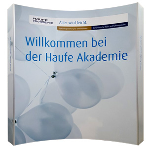 Gebogene Faltsystem-Messerückwand Expolinc Pop Up Magnetic Curved mit flachen Seitenabschlüssen
