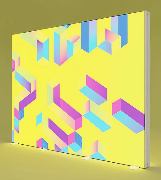 Buntes geometrisches Design auf gelbem Hintergrund
